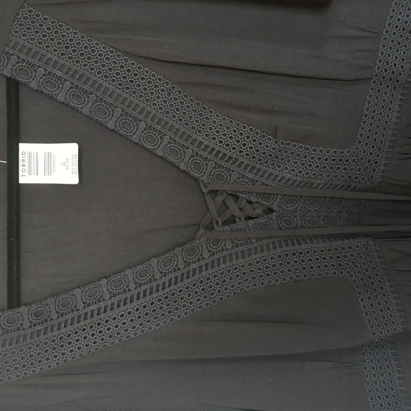 TORRID Lace Front Babydoll Top SIZE 3 - Picture 3 of 3